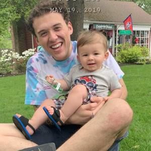 Meet your Posher, Max